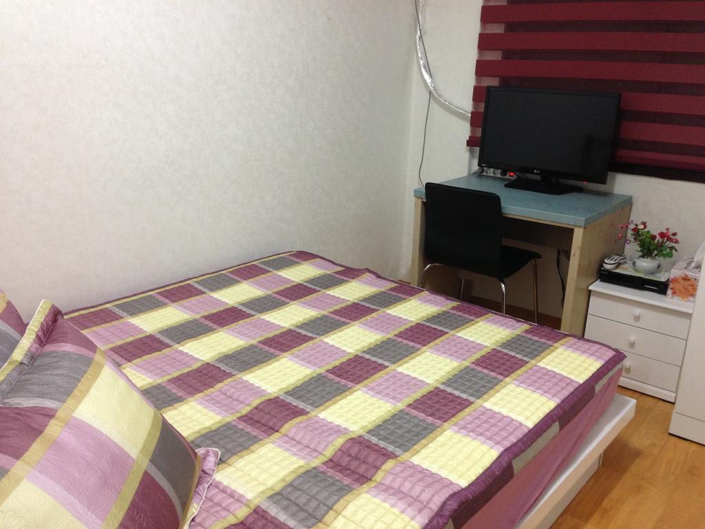 סיאול Amuse Guest House חדר תמונה